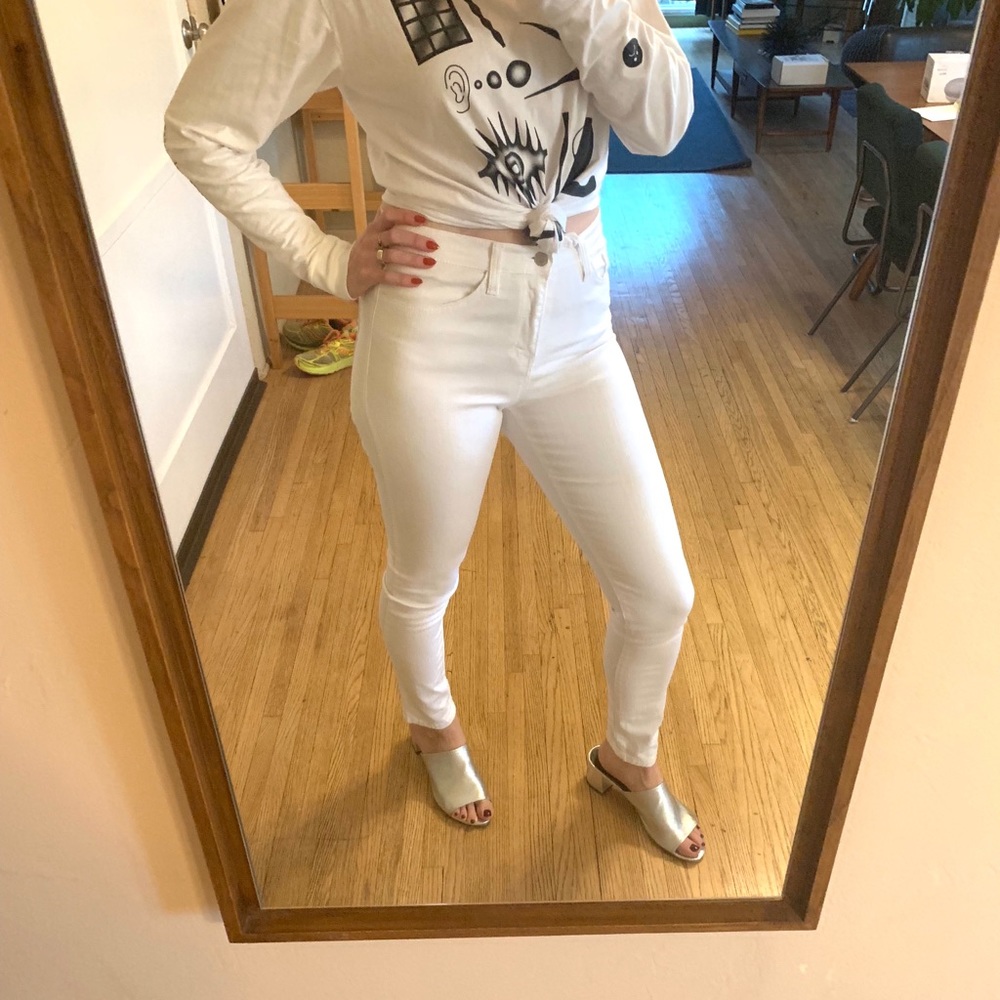 White Skinny Jeans - Stretch